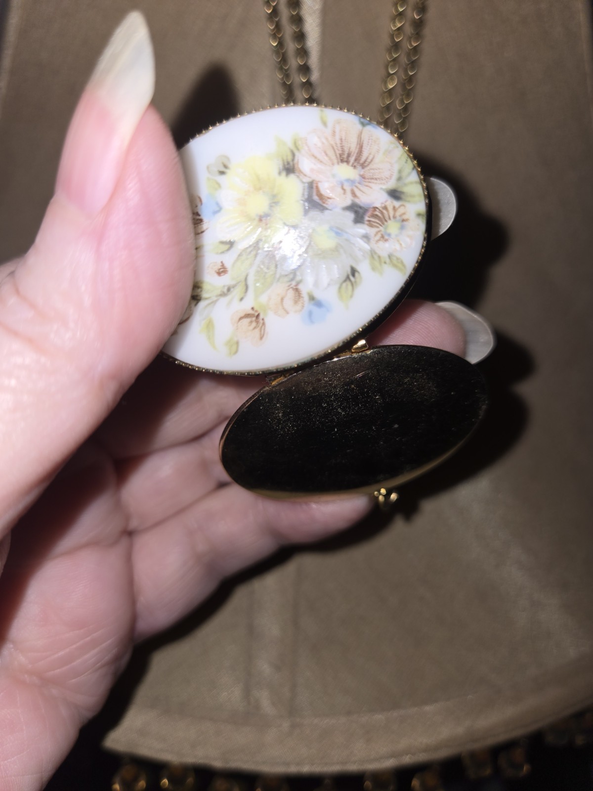 Vintage 1975 Avon French Flowers Solid Perfume Locket Necklace Gold Tone Pendant