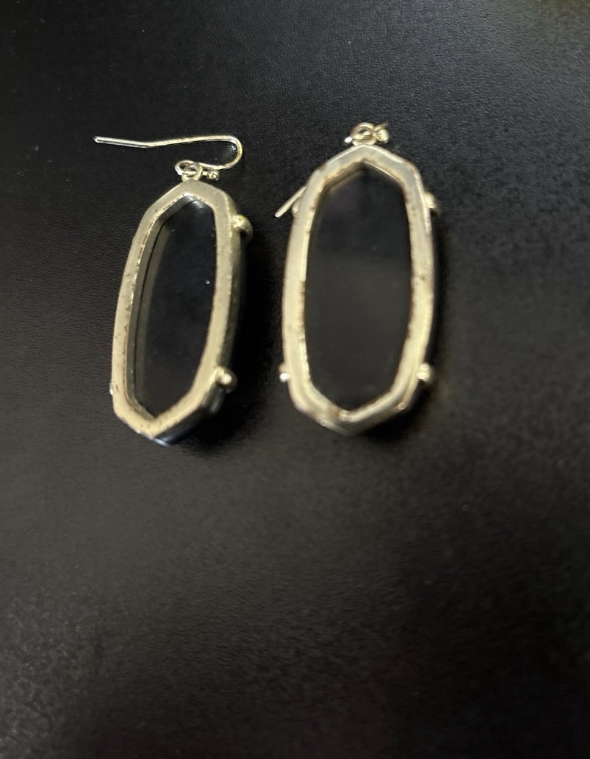 Kendra Scott Elle Gold Drop Earrings in Black Opaque Glass BOX AND DUSTBAG