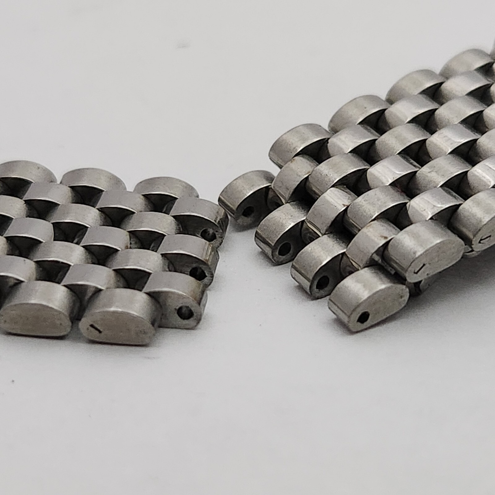 Rare and beautiful stainless steel watch bracelet/watch band 18mm