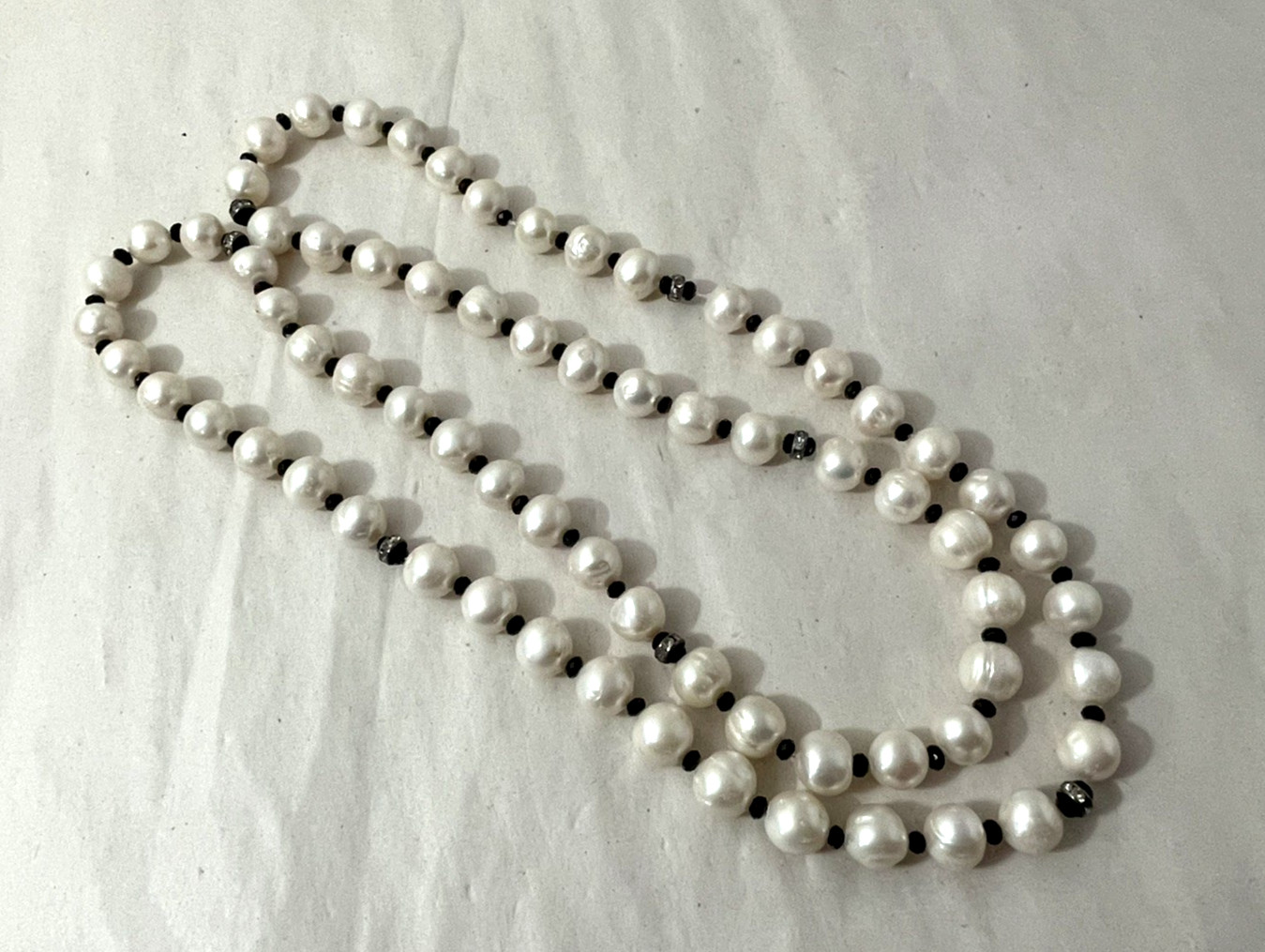 Long 36″ Freshwater Pearl Necklace Black Spacer Beads Statement Strand 132g