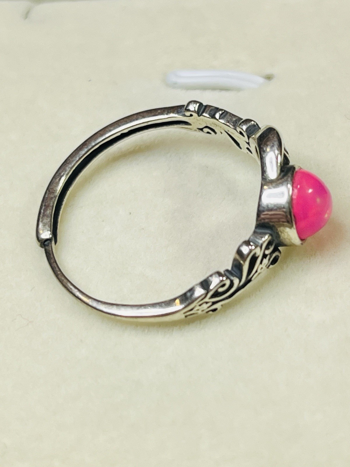 Vintage 925 Sterling Silver Natural Pink Rainbow Opal Man In Crescent Moon Ring