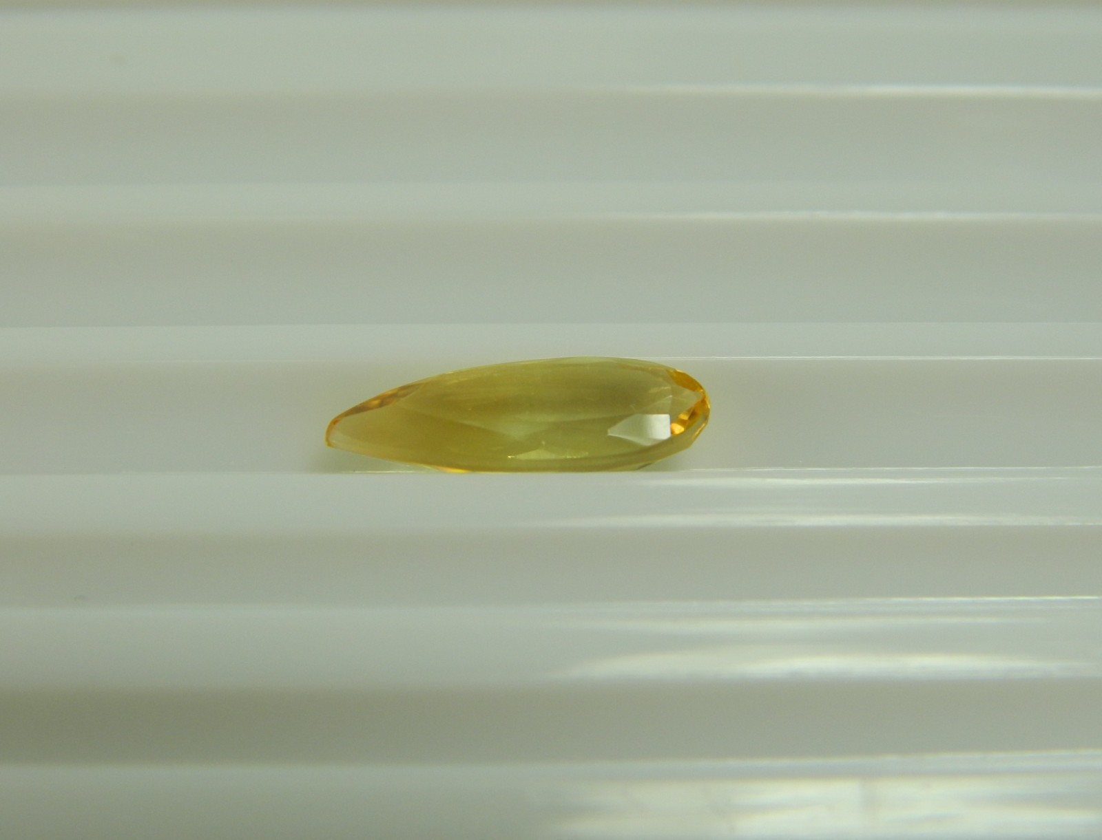 Imperial Topaz 2.26 Ct Clarity IF Pear Cut Natural Golden Brazil I071