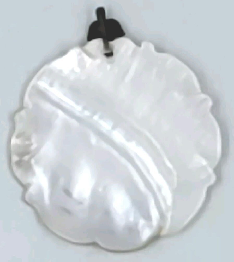 Vintage Hand Carved MOP Mother of Pearl Rose Pendant 50-55 mm