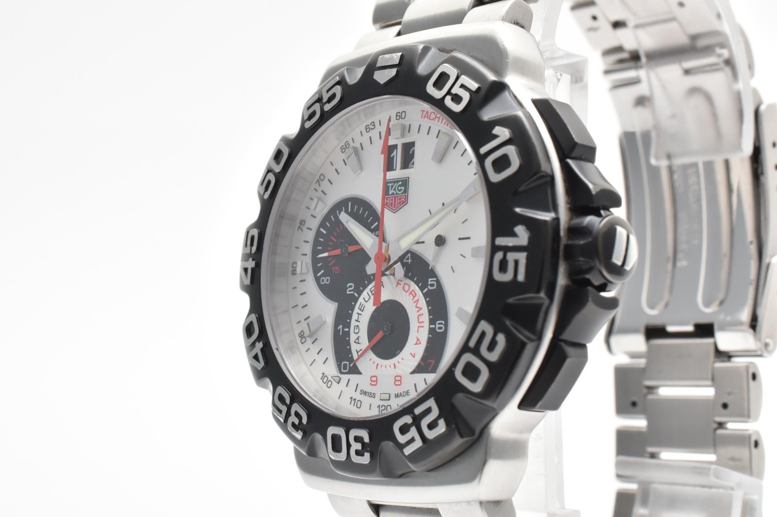 【Read】TAG HEUER Formula 1 Chronograph CAH1011 White Dial Quartz Men’s Watch