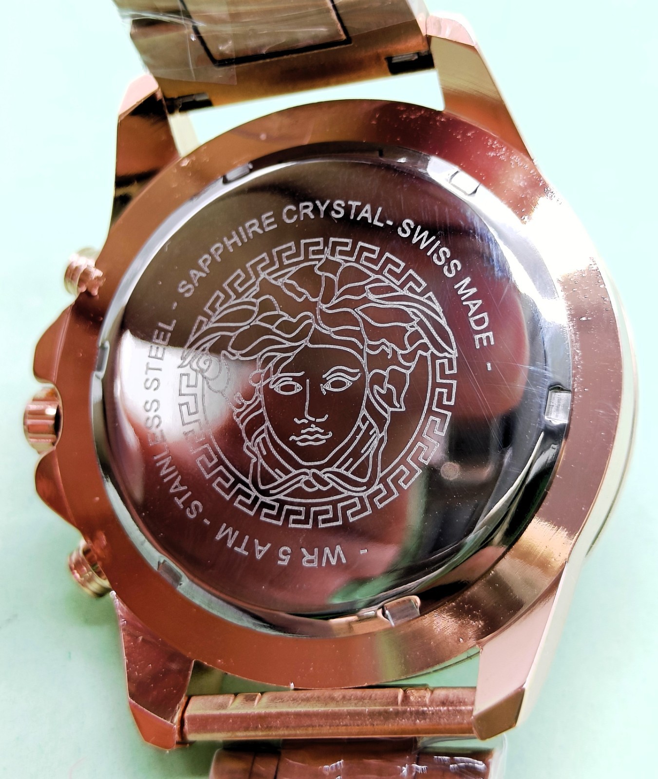 Luxury Versace Chronograph Date Indicator Quartz Analog Men’s Wrist Watch