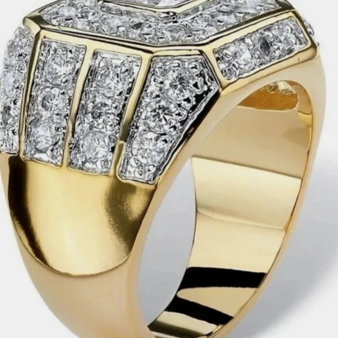 Hip Hop Rock Ring Men Women Luxury Gold Color Zinc Alloy Rhinestone Zircon