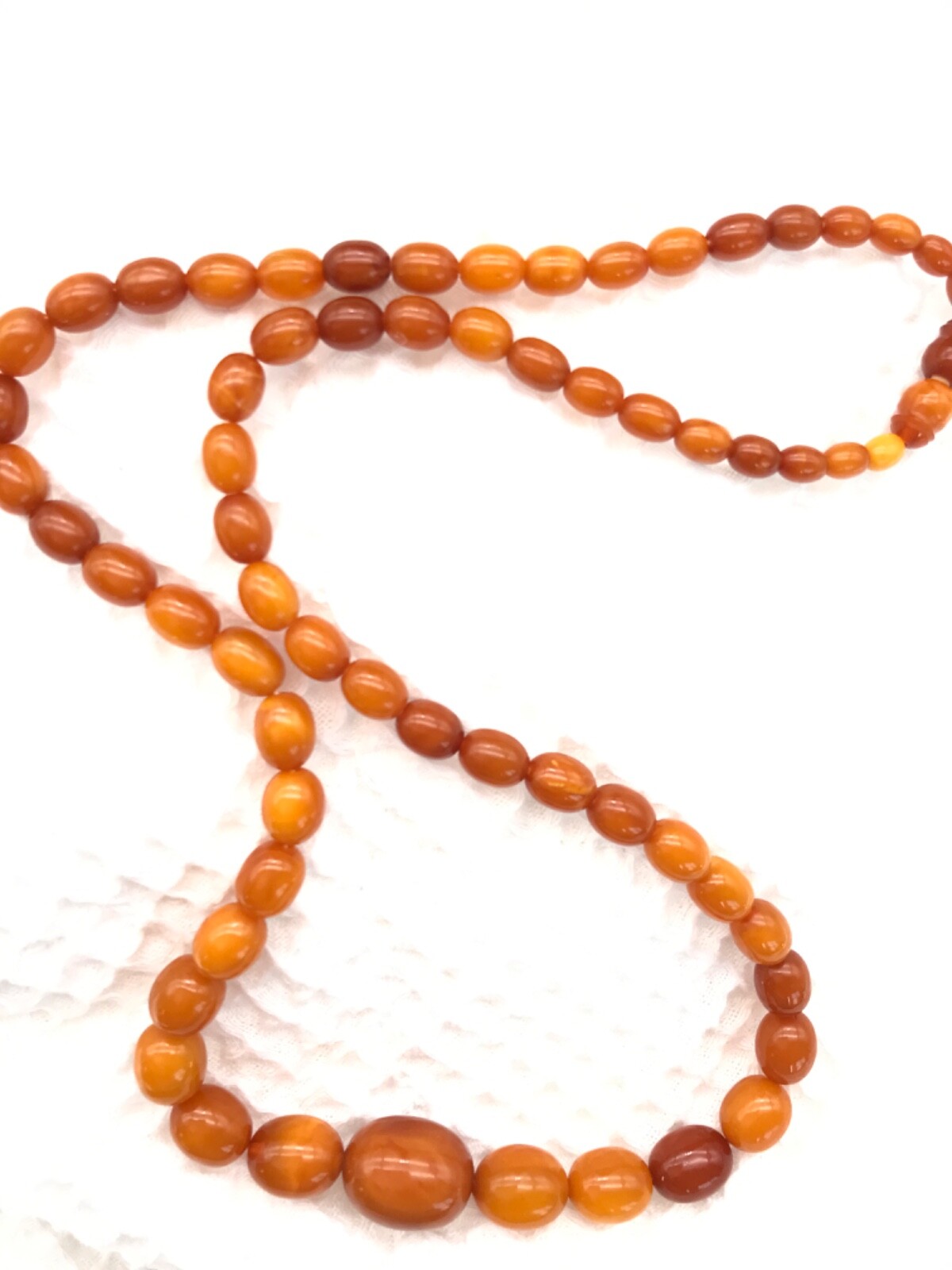 Vintage BUTTERSCOTCH BALTIC AMBER NECKLACE 26″ graduated beads 27g – Exquisite!