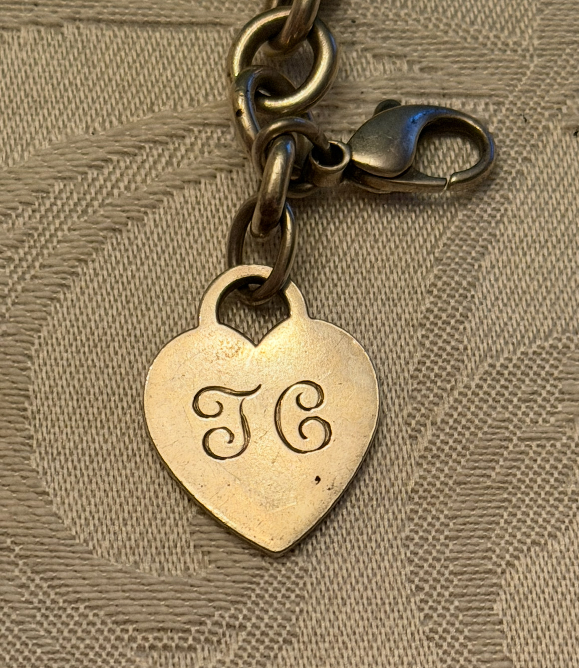 100% Authentic Tiffany & Co. Heart Tag Bracelet 925 Sterling Silver 8′ 35.4 Gram