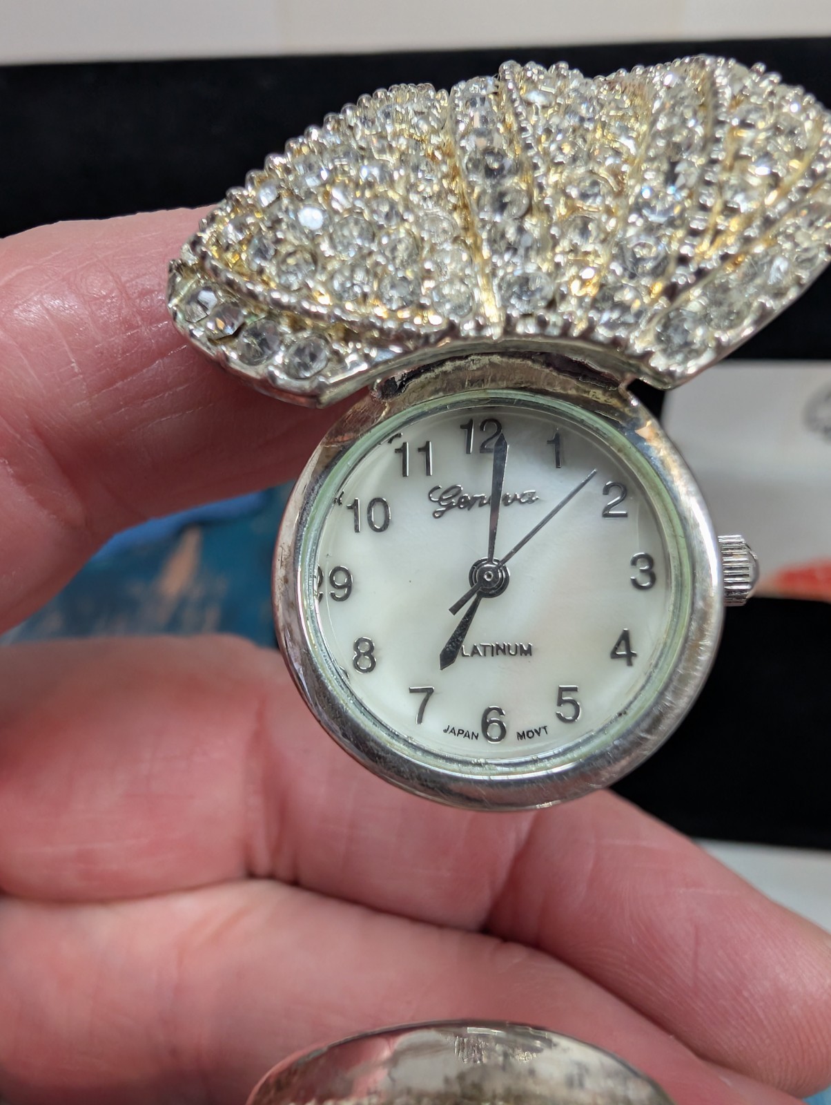 Geneva Platinum brand locket-style watch For Parts Or Repair