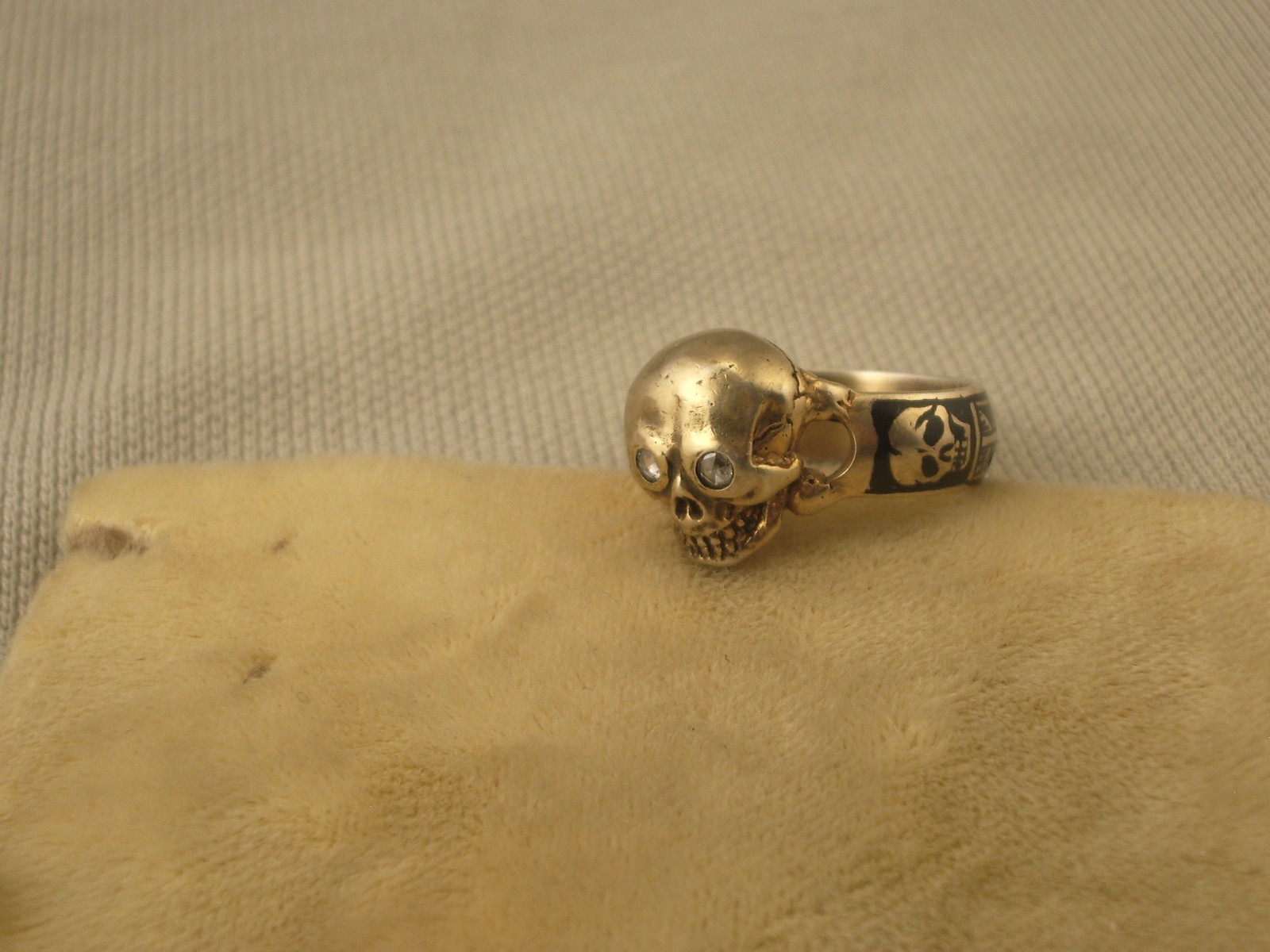 Antique Vtg Gold plated silver enamel diamond masonic memento mori ring Sz7.5