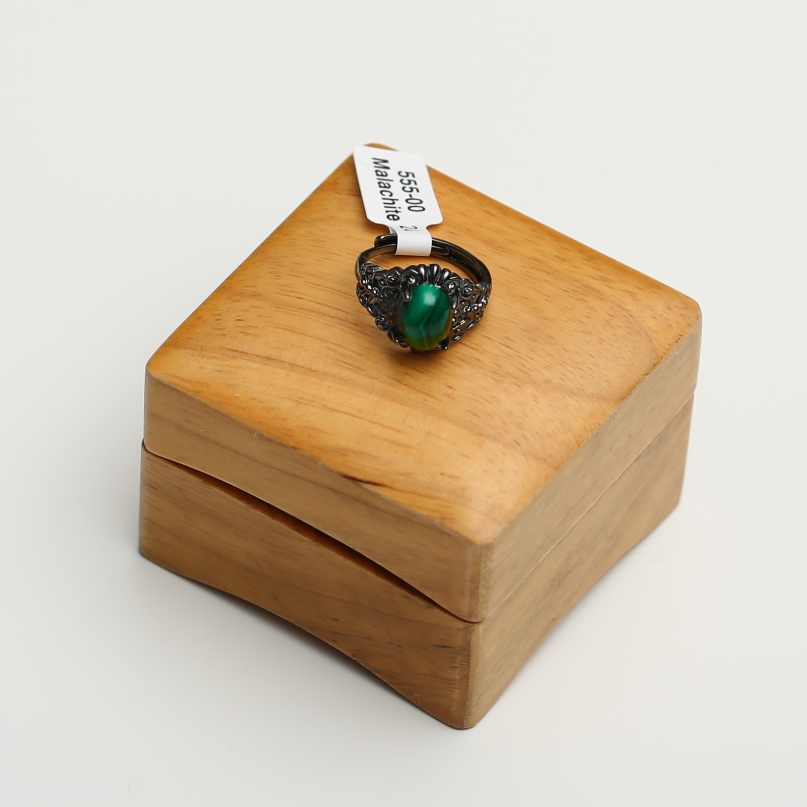 Genuine Malachite Handmade Ring Jewelry Gift + Elegant CASE 555-00