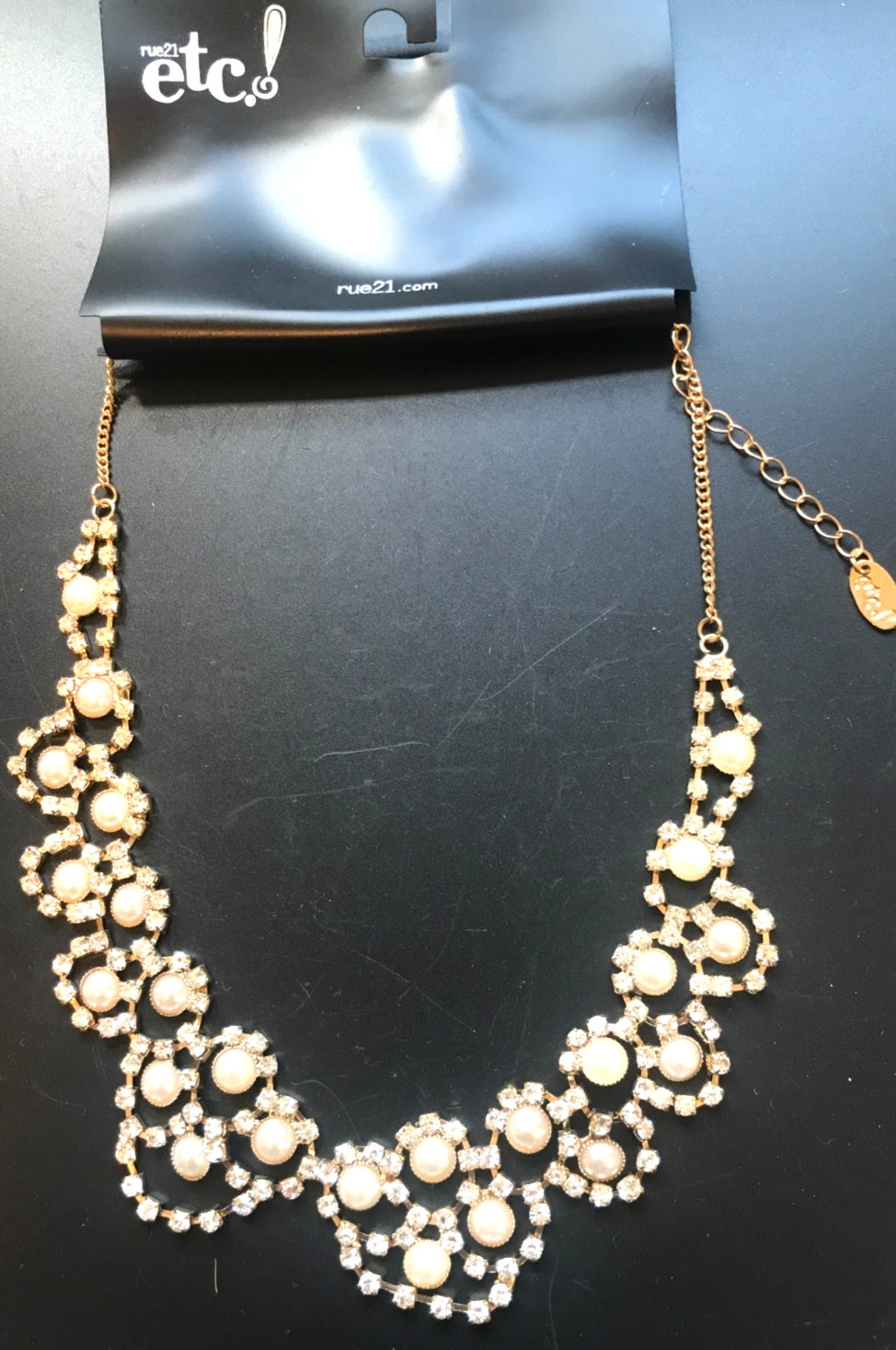 NEW OLD STOCK RUE 21 ETC! FAUX PEARL & RHINESTONE NECKLACE