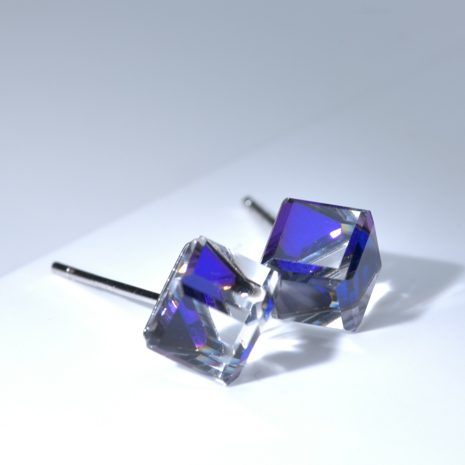 925 Sterling Silver stud made with Swarovski crystal magic cube classic earrings