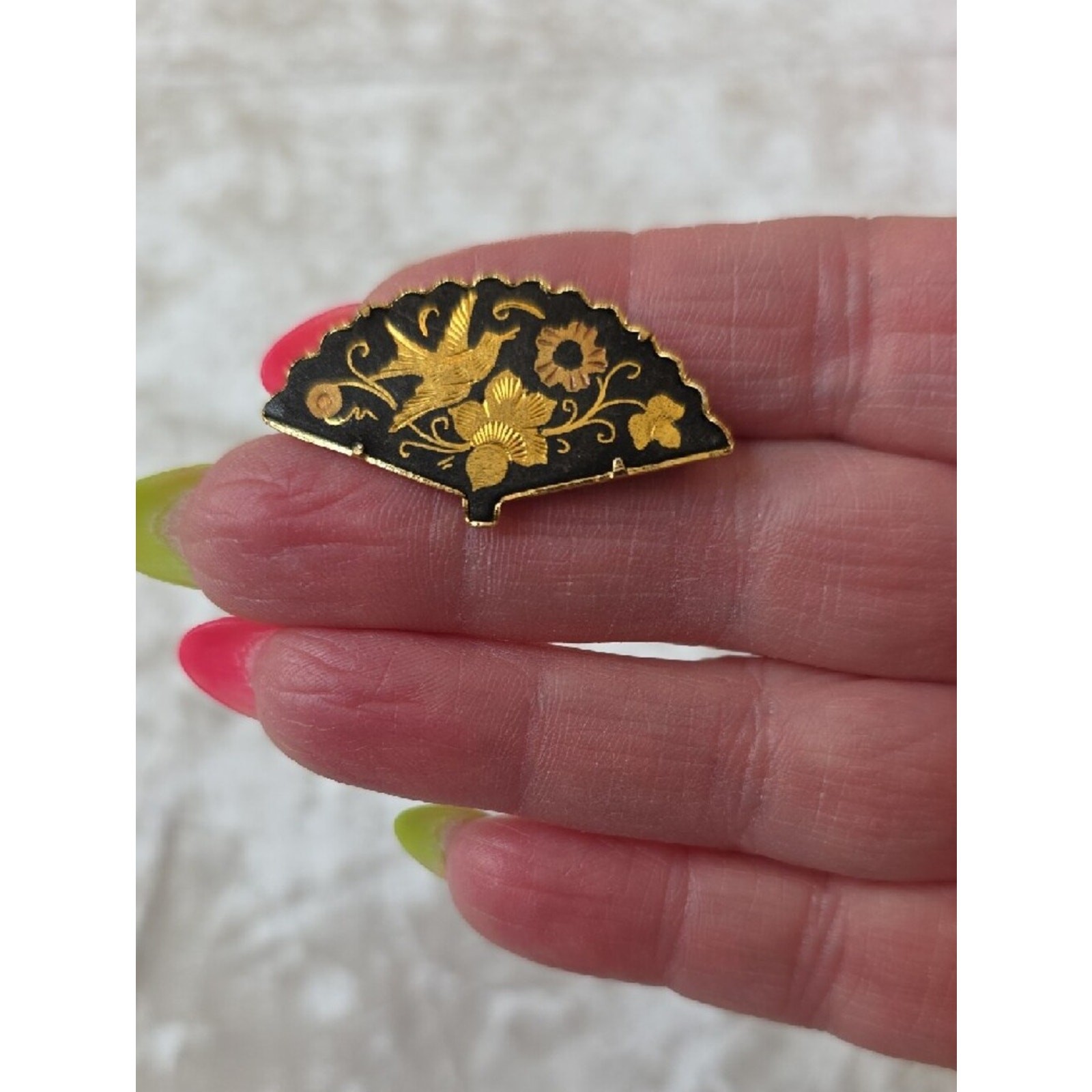 Gold and Black Damascene Fan-Shaped Floral Bird Brooch Circa 1940s-1970s
