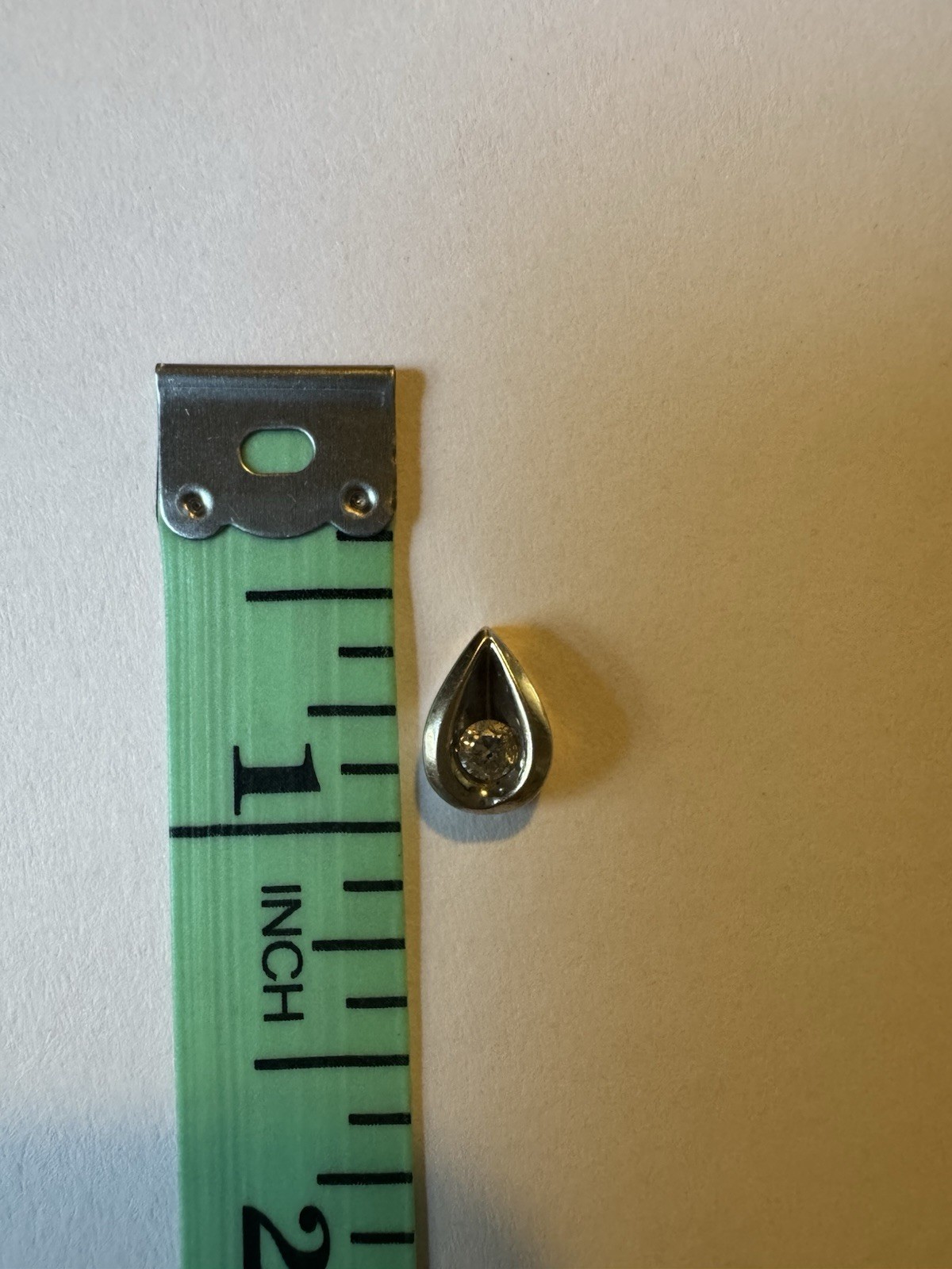 VTG 14K SOLID WHITE GOLD DIAMOND TEARDROP PENDANT Round 3 mm Diamond 1.1 Gram