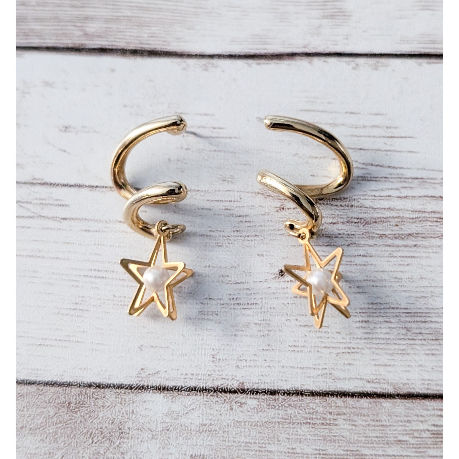 Vintage Earrings for Pierced Ears Twist Dangle with 3D Star & Faux Pearl
