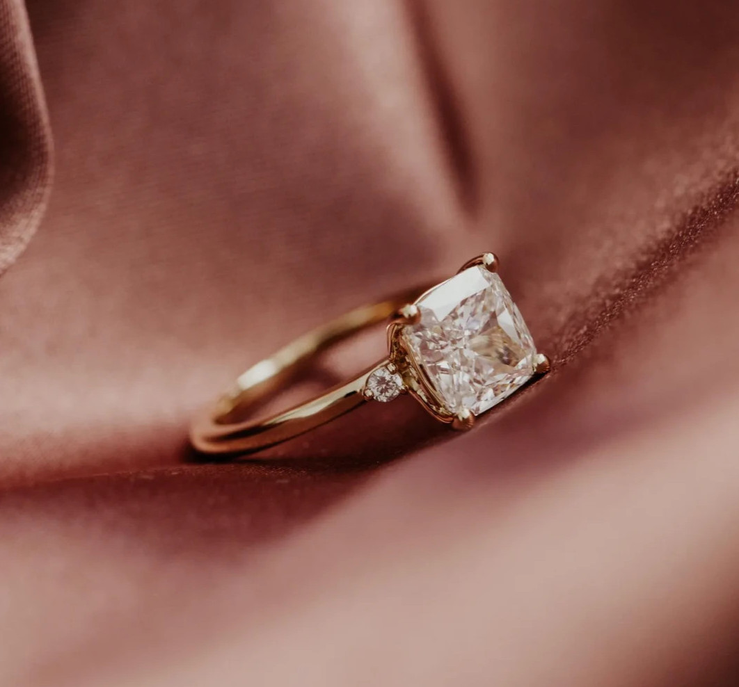 Cushion Cut Lab Grown Diamond Wedding Rings 9k gold rings promise gifts for her