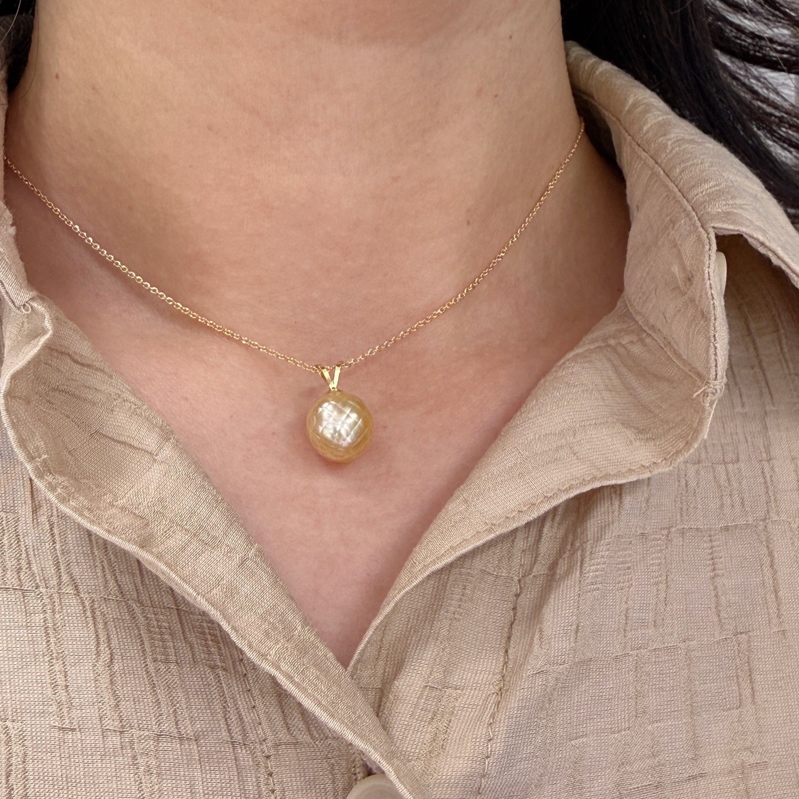 High Luster 10.7mm Golden Faceted South Sea Pearl Pendant 18Kt Yellow Gold,Gift
