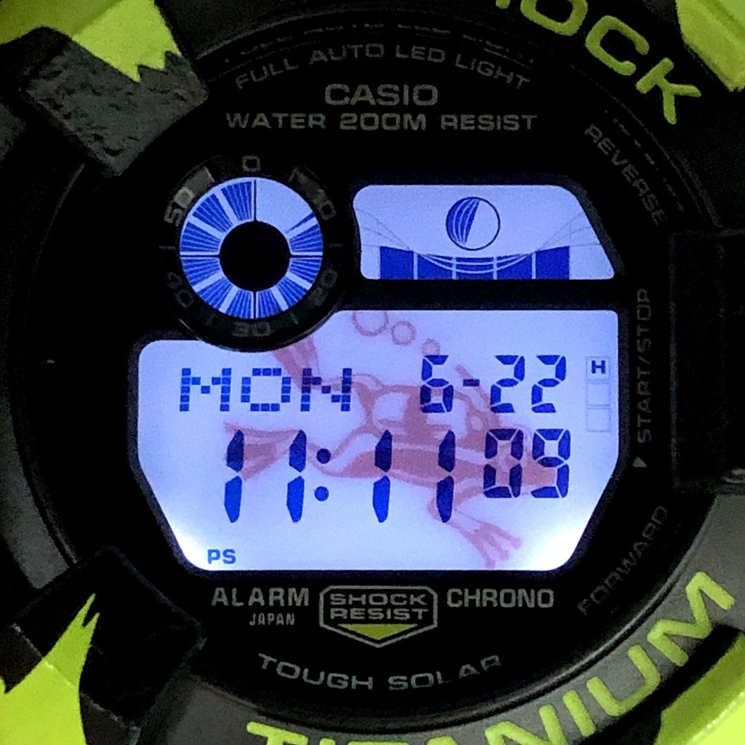 G SHOCK GW 8200TPF 1 FROGMAN Poison Dart Frog Fluorescent Green Spray Paint Rele