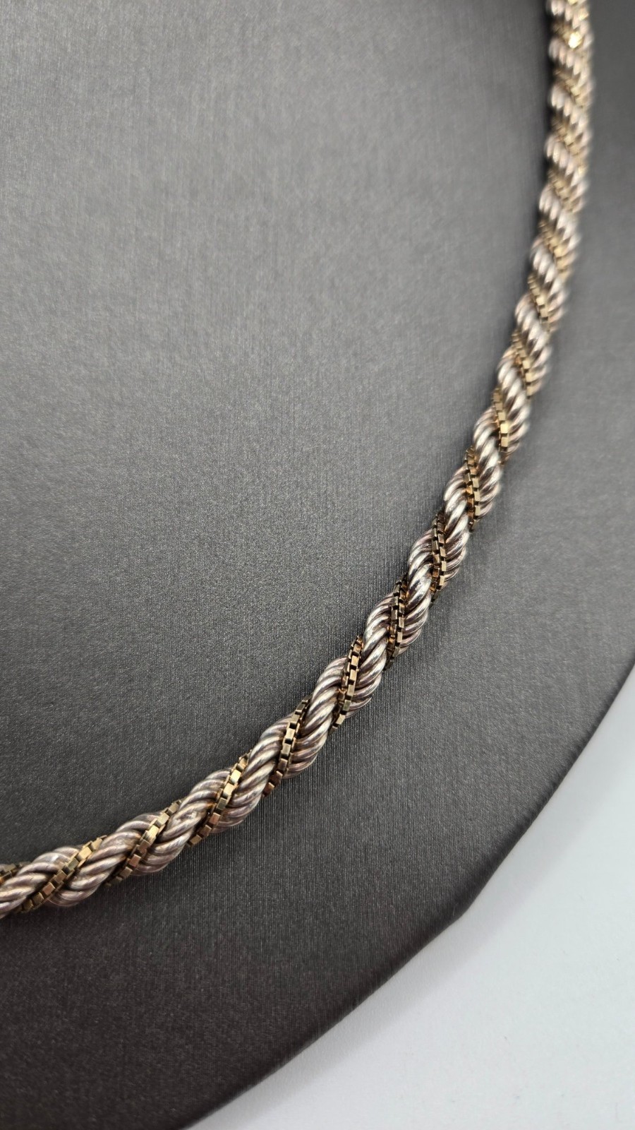 Vintage Italy Jewelry UnoAErre 925 Sterling Silver Box Twist Chain 19 Inch