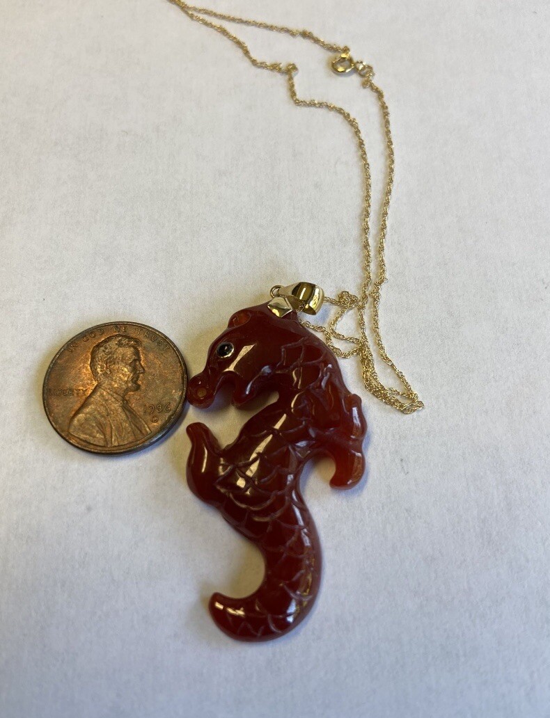 14K Gold Necklace with Red Jade Seahorse Pendant 7.71 Grams