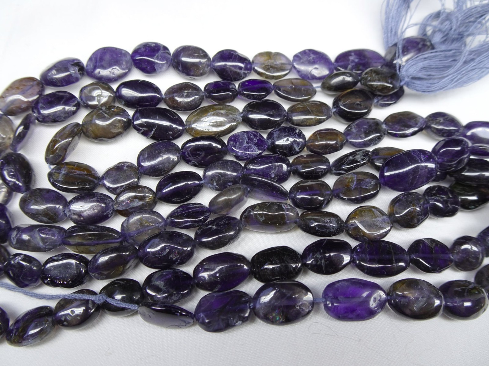 12 1/2″ Strand Natural Iolite Stone Puffy Oval 8-13mm Long Beads A403 DNG