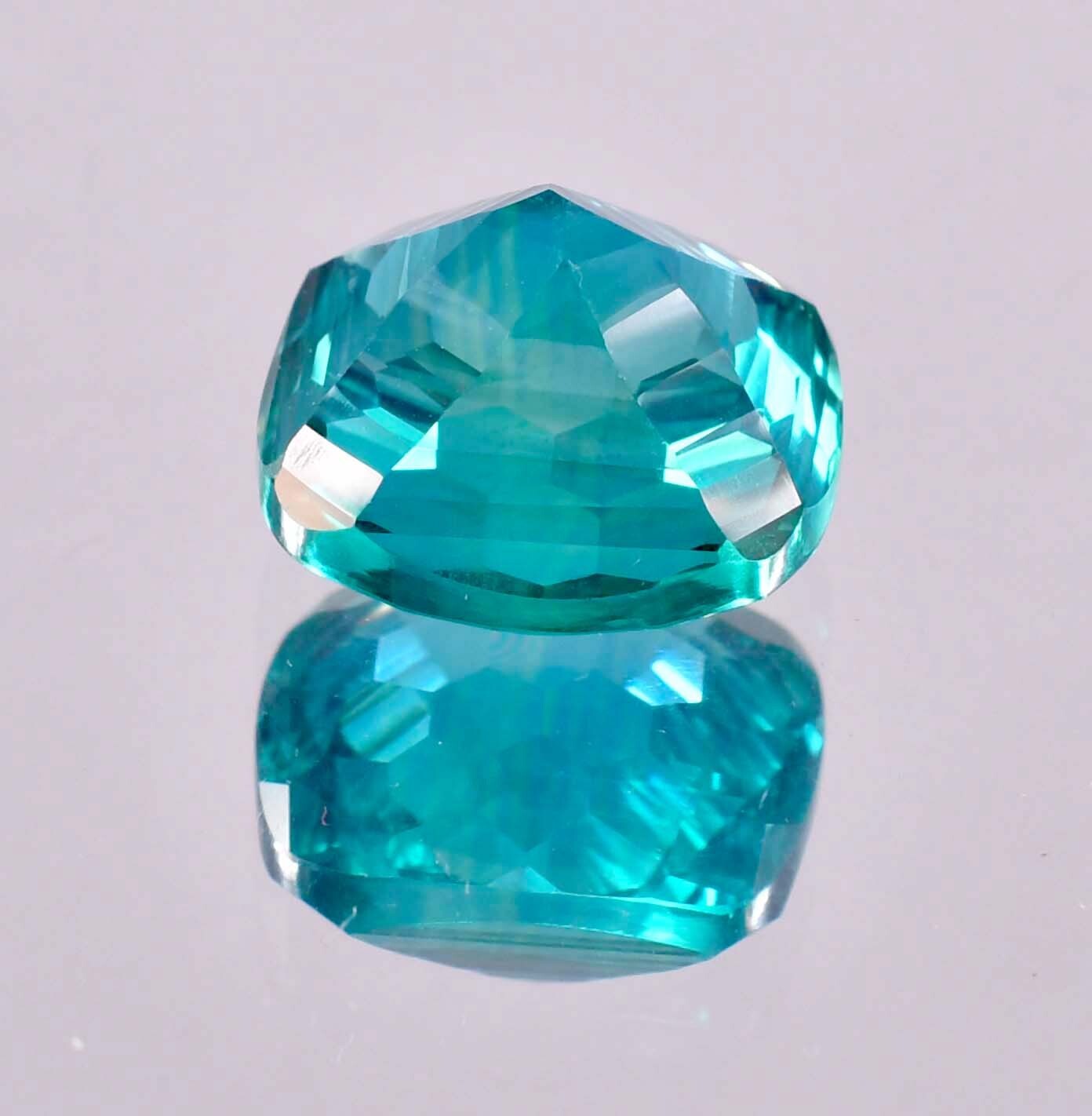 18 x 17 mm Natural Bi-Color 34.45 Ct Flawless Parti Sapphire Gemstone Certified