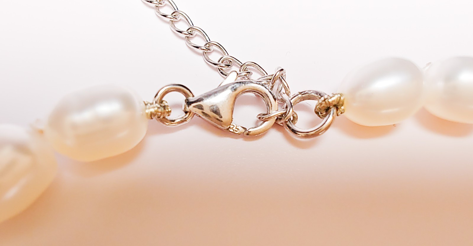 925 Sterling Silver Diamond White Cultured Freshwater Pearl Necklace 18–19.5″