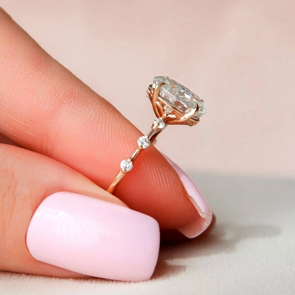 3.15 CT Oval IGI F-VS1 Lab Grown Diamond Women Wedding Gift Ring 14K Yellow Gold