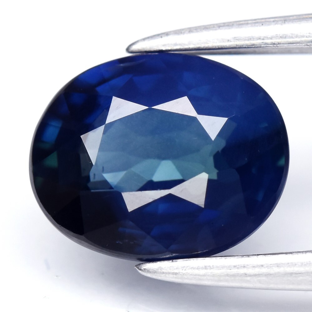 💎 1.05ct 6.7×5.5mm VS Oval Green Blue Sapphire – Unheated, Mozambique Gem