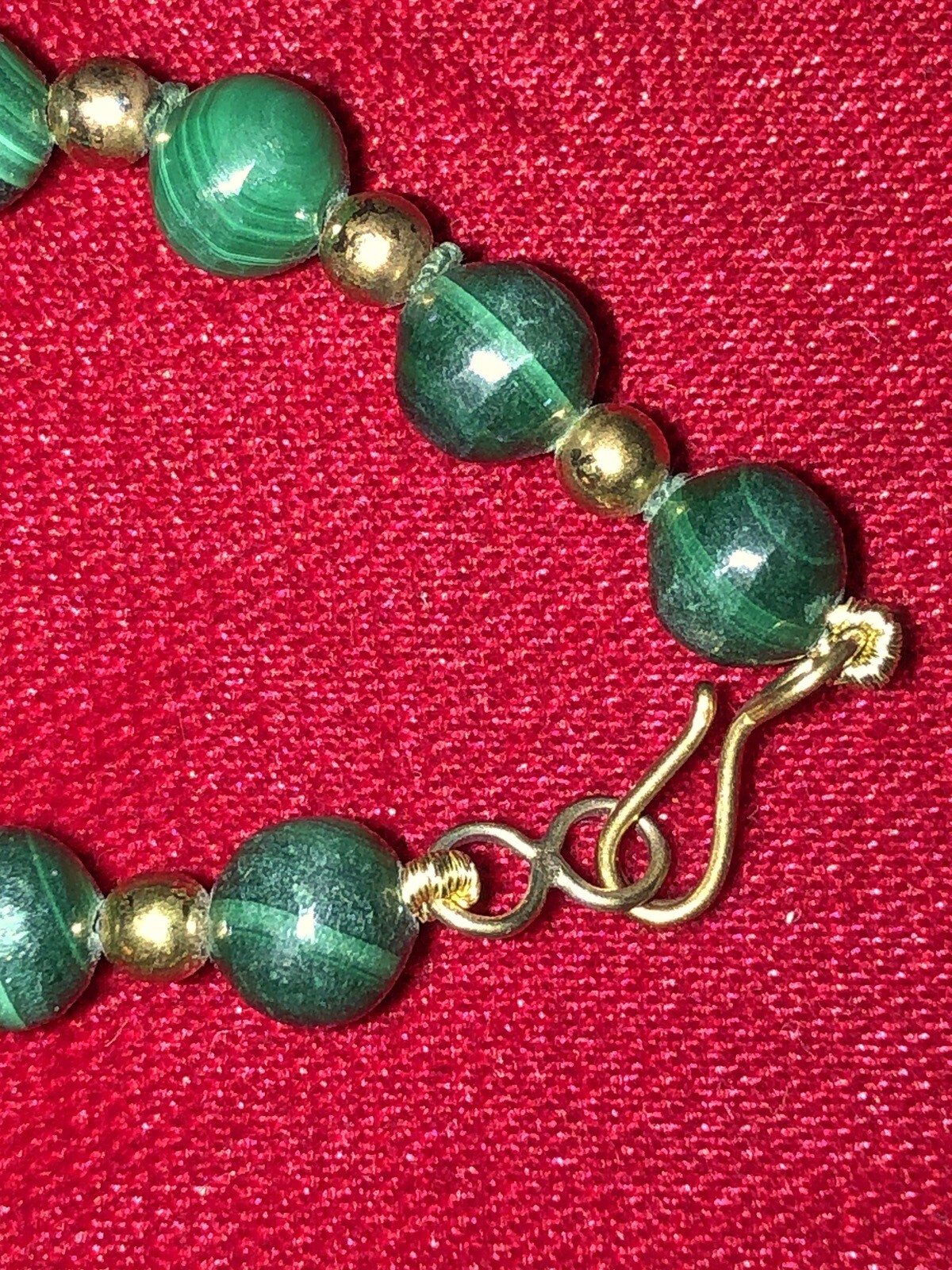 Graduated Malachite Gemstone Bead Necklace 21 Inches