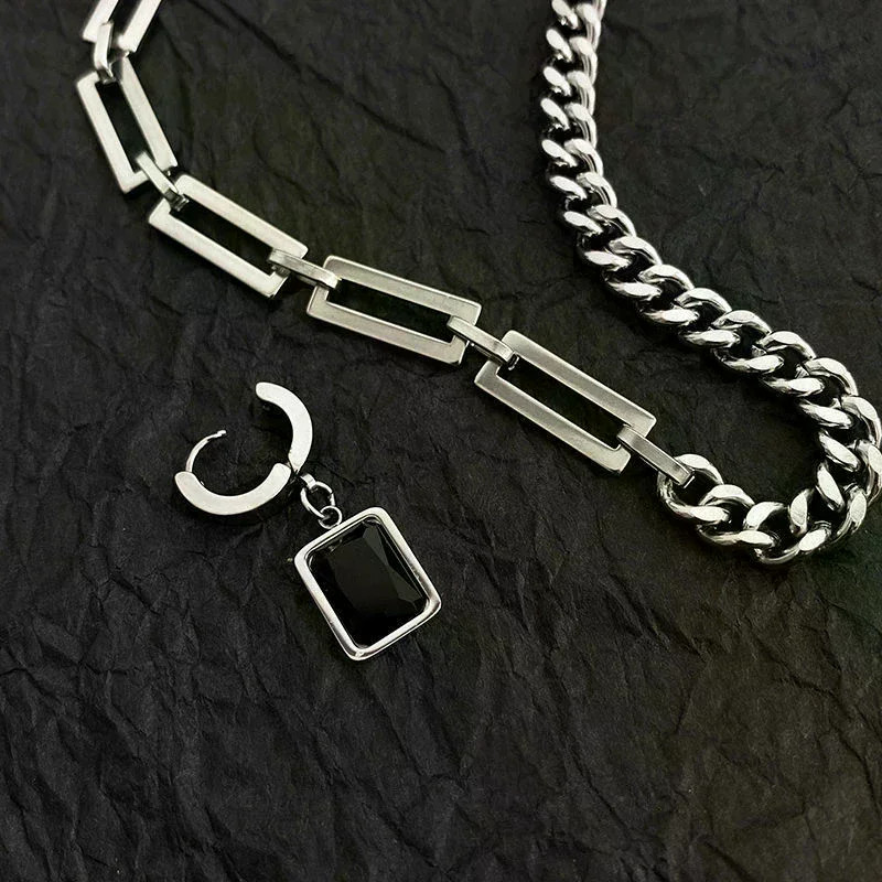 /Creative Hip-hop Tide Brand Simple Black Square Earrings Pendant Necklace Men’s