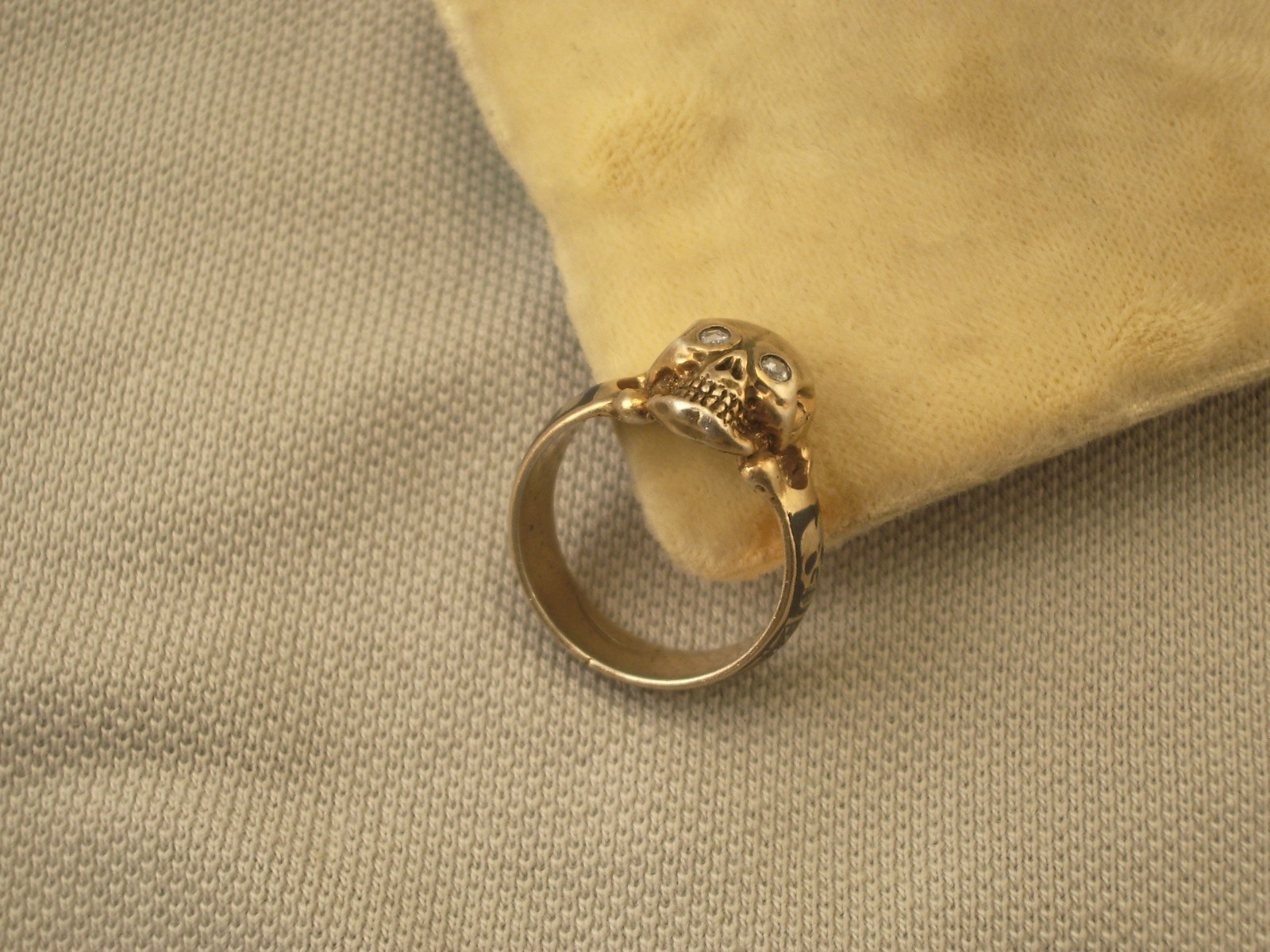Antique Vtg Gold plated silver enamel diamond masonic memento mori ring Sz7.5