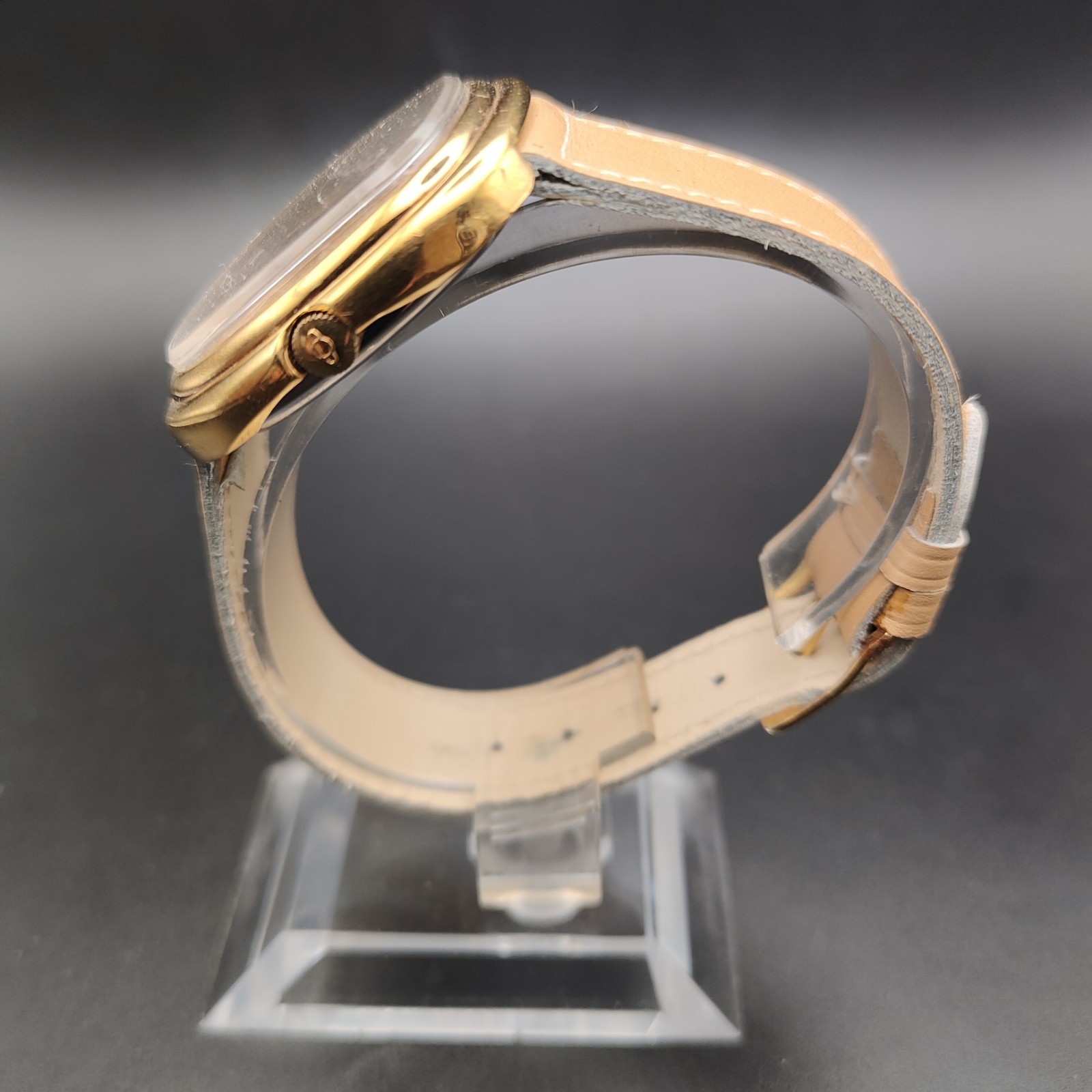 Enicar Tv Case Jumbo 36x38mm Vintage Watch Cal.Peseux Series 7000