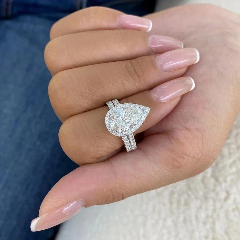Pear Cut Women 14k White Gold 4.2 Carat Diamond Ring Set Lab Grown IGI VVS E F