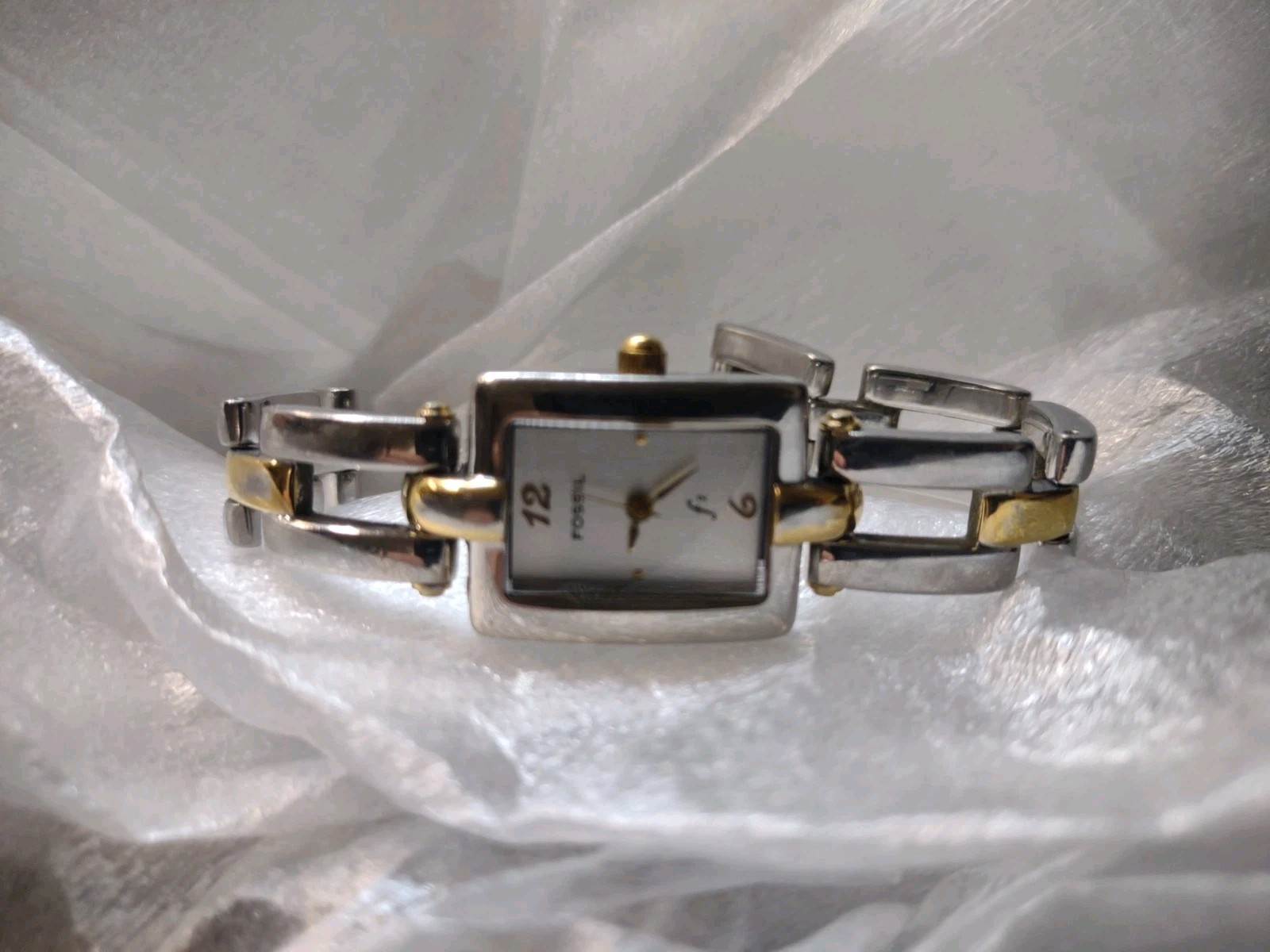 Fossil ES-8924