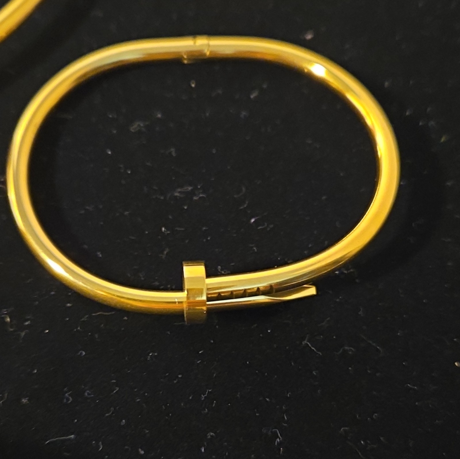 Nana CZ New York Gold Tone 3-Piece Jewelry Set Bangle Bracelet Hoop Earrings