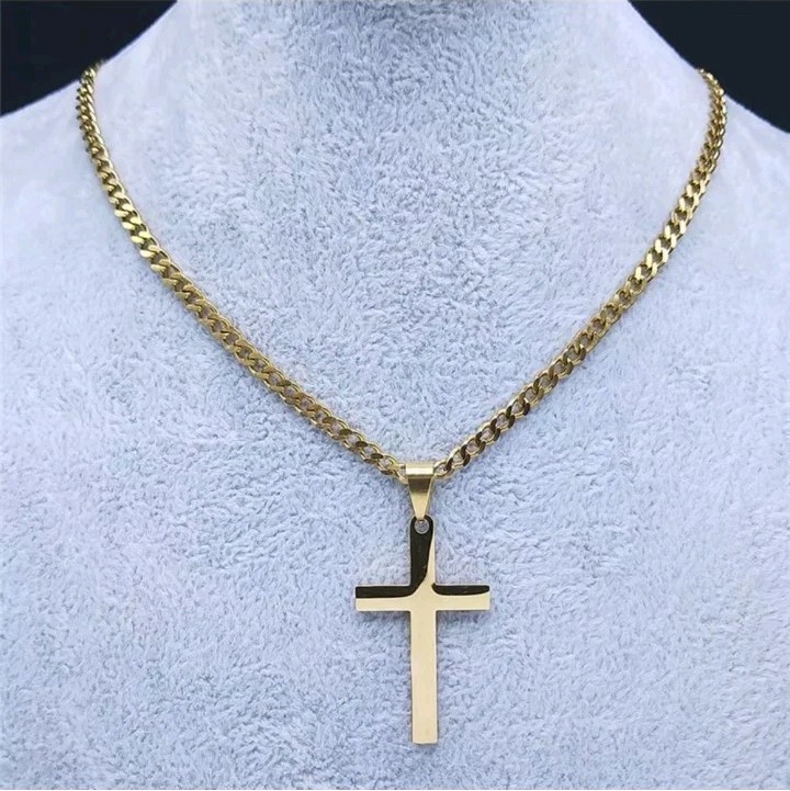 Collar con colgante de cruz para hombres Cadena de acero inoxidable Gold