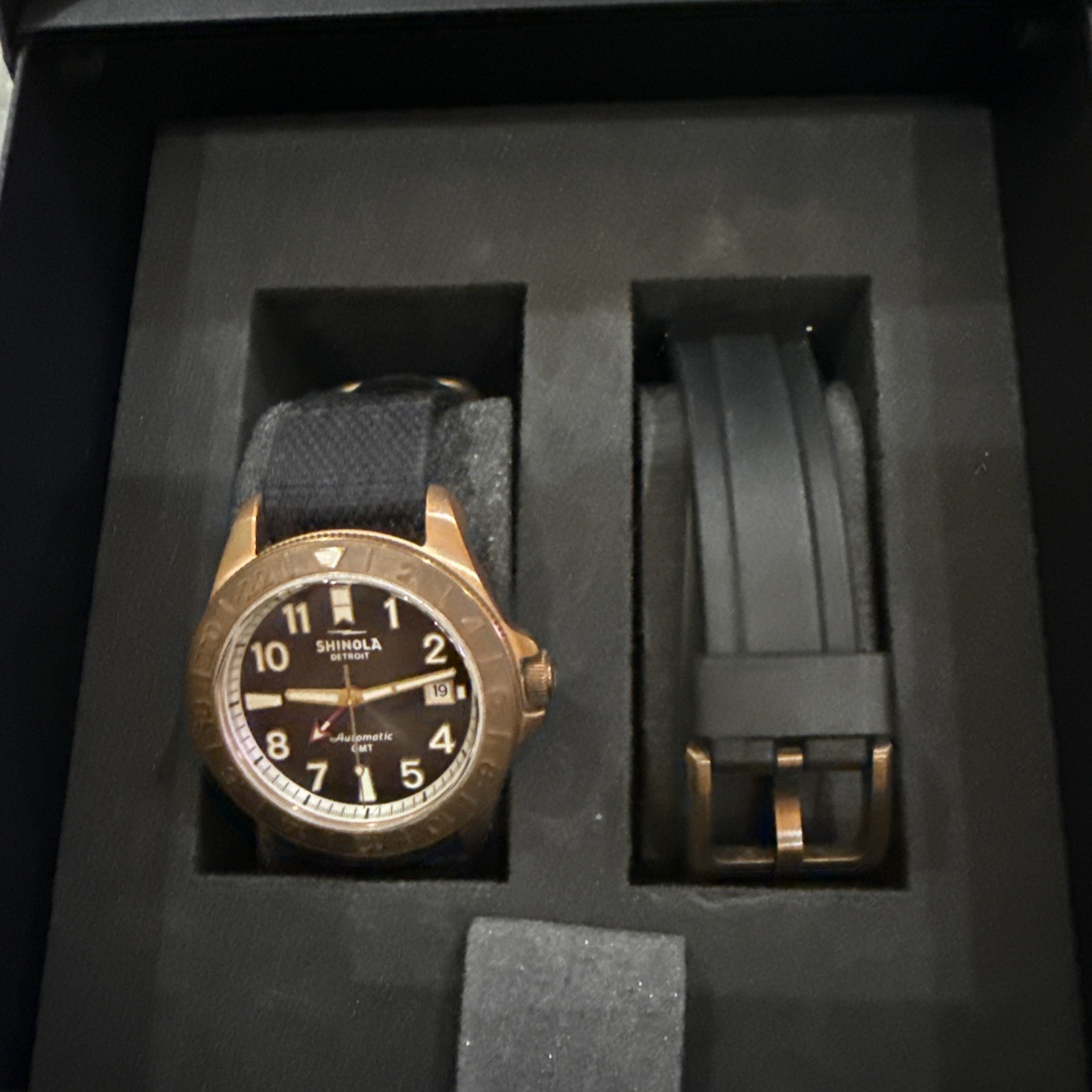 Shinola Bronze Monster GMT – Excellent w/ extra straps