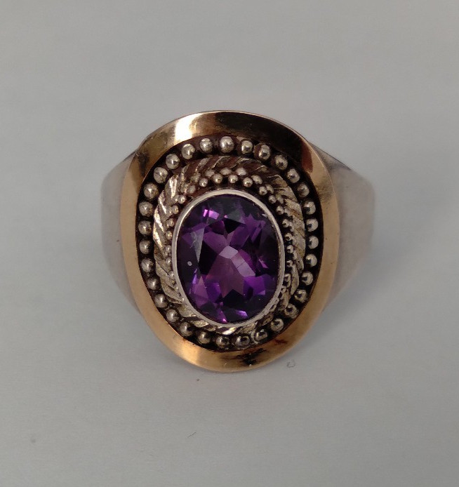 Vintage Suarti BA Amethyst Ring Sterling Silver 18k Gold Oval Gemstone Size 9