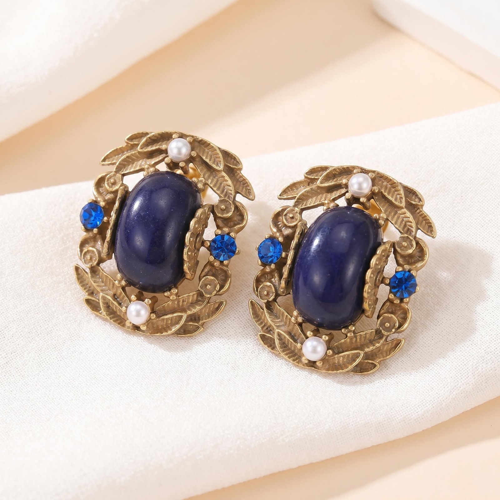 Vintage Antique Gold Blue Oval Stone Stud Earrings Leaf Filigree Pearl Crystal