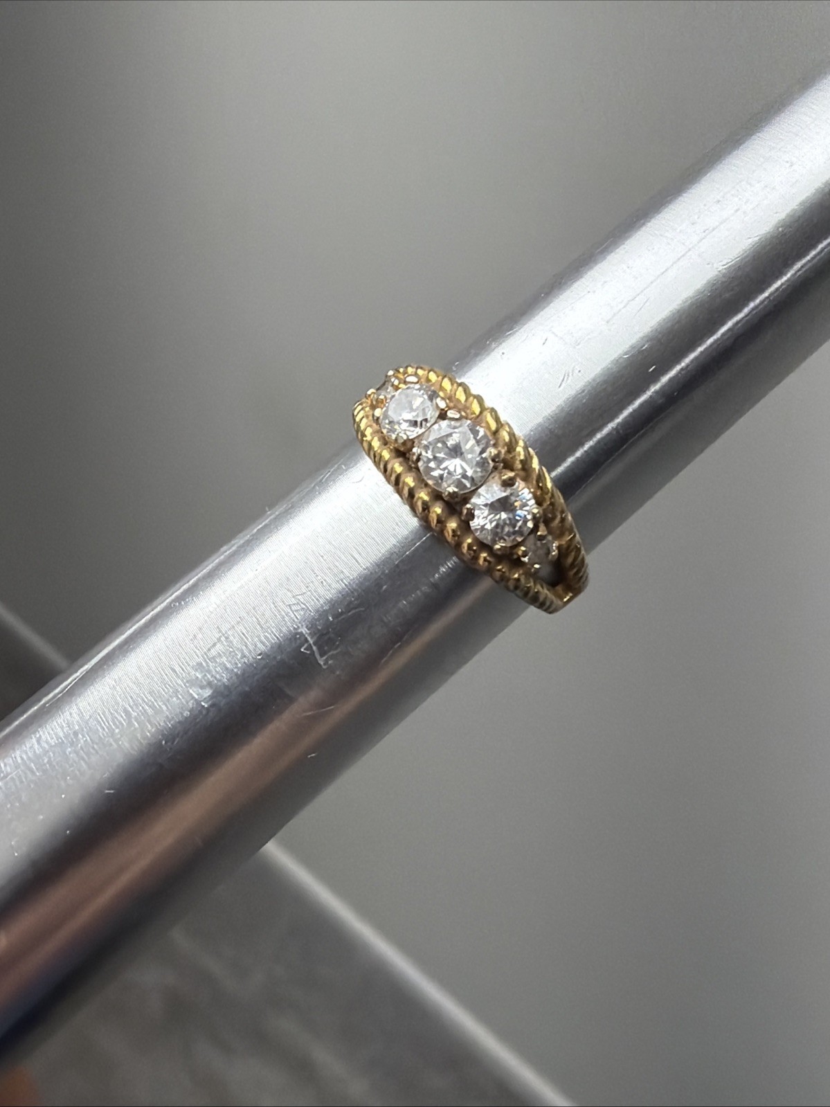 Vintage Art Deco Gold Plated 5 Stone CZ Ring With Rope Border Design Size 8.25