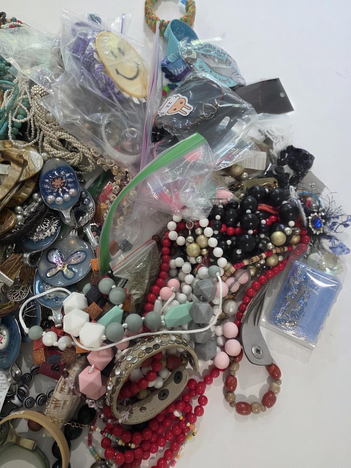 Lot 5.5 lbs of Jewelry FUN for Wear, Repair or Arts Crafts bead necklaces etc