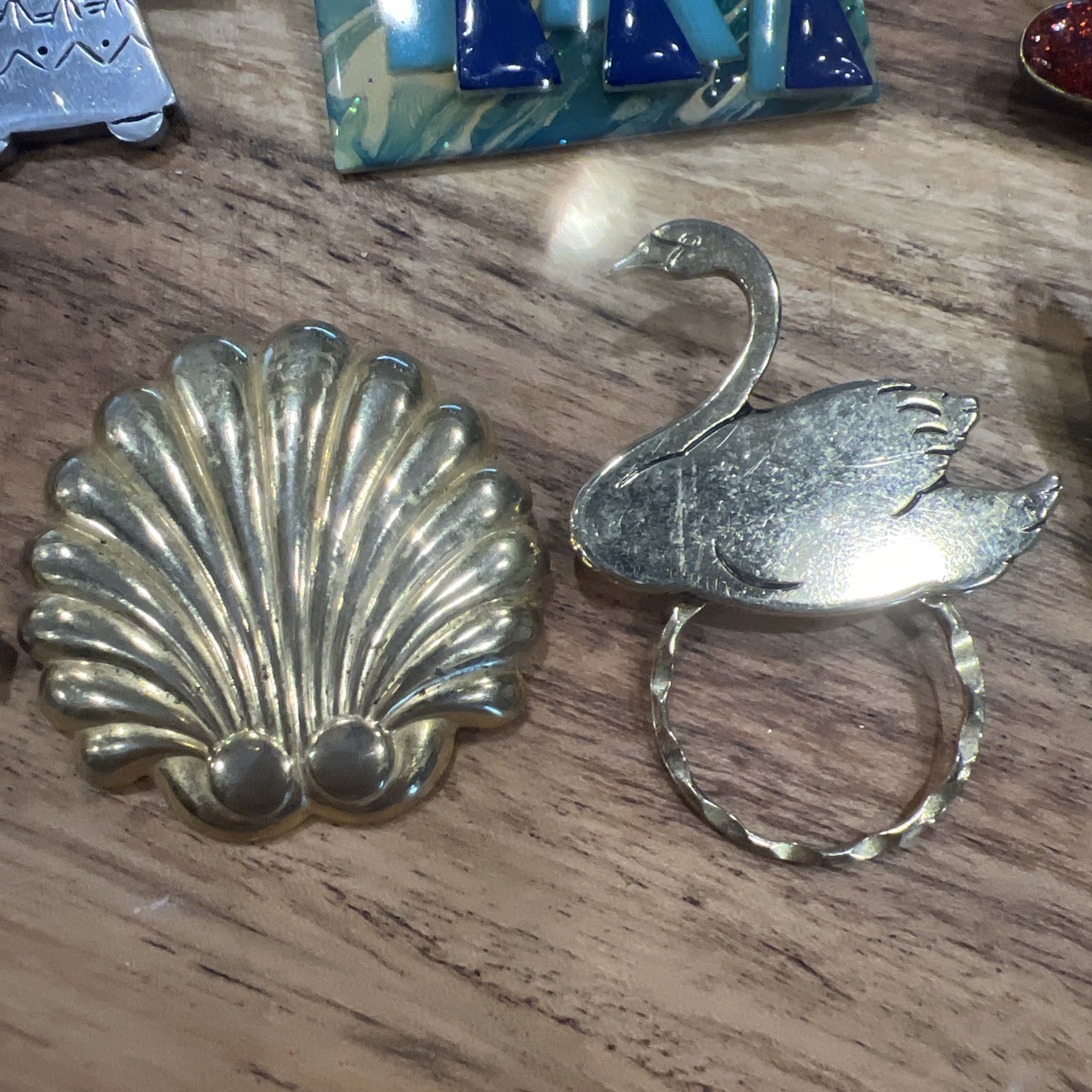 Eclectic Lot Of 17 Vintage Pins And Brooches
