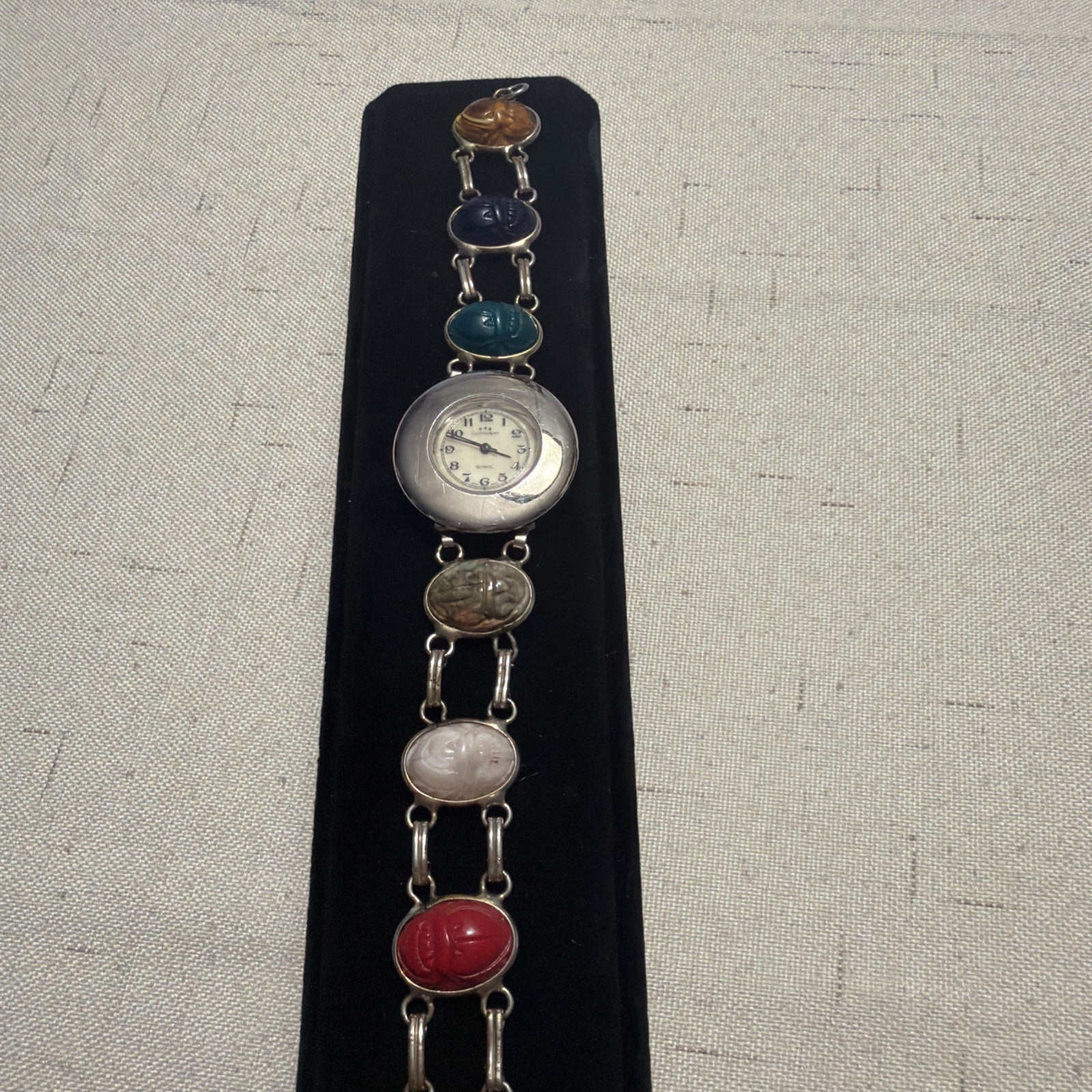 Vintage Working Women’s Watch commodoor Egypt Scarab Beetles Theme 1960-1970