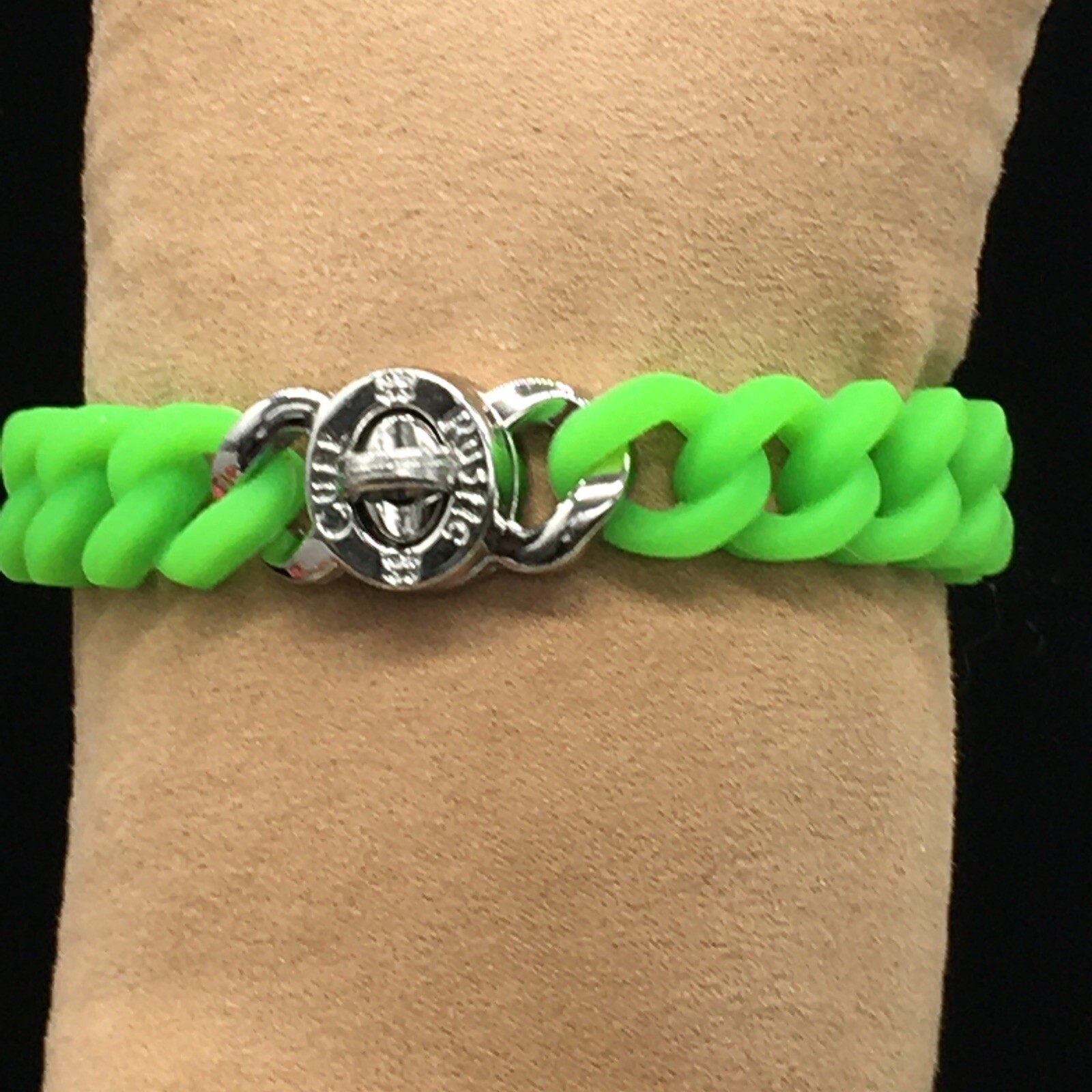 Rustic Cuff Silver Tone TurnLock Lime Green Silicone Stretch Mock Chain Bracelet