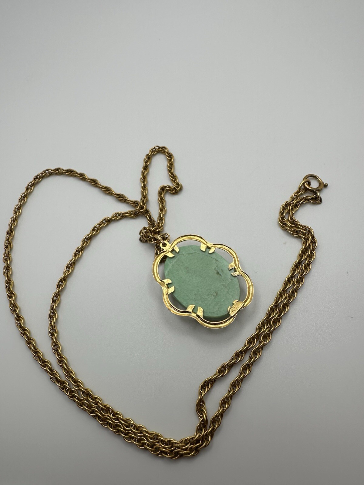 Vintage 12k GF Jade Pendant 3.6cm Necklace 29” X 3mm JB20