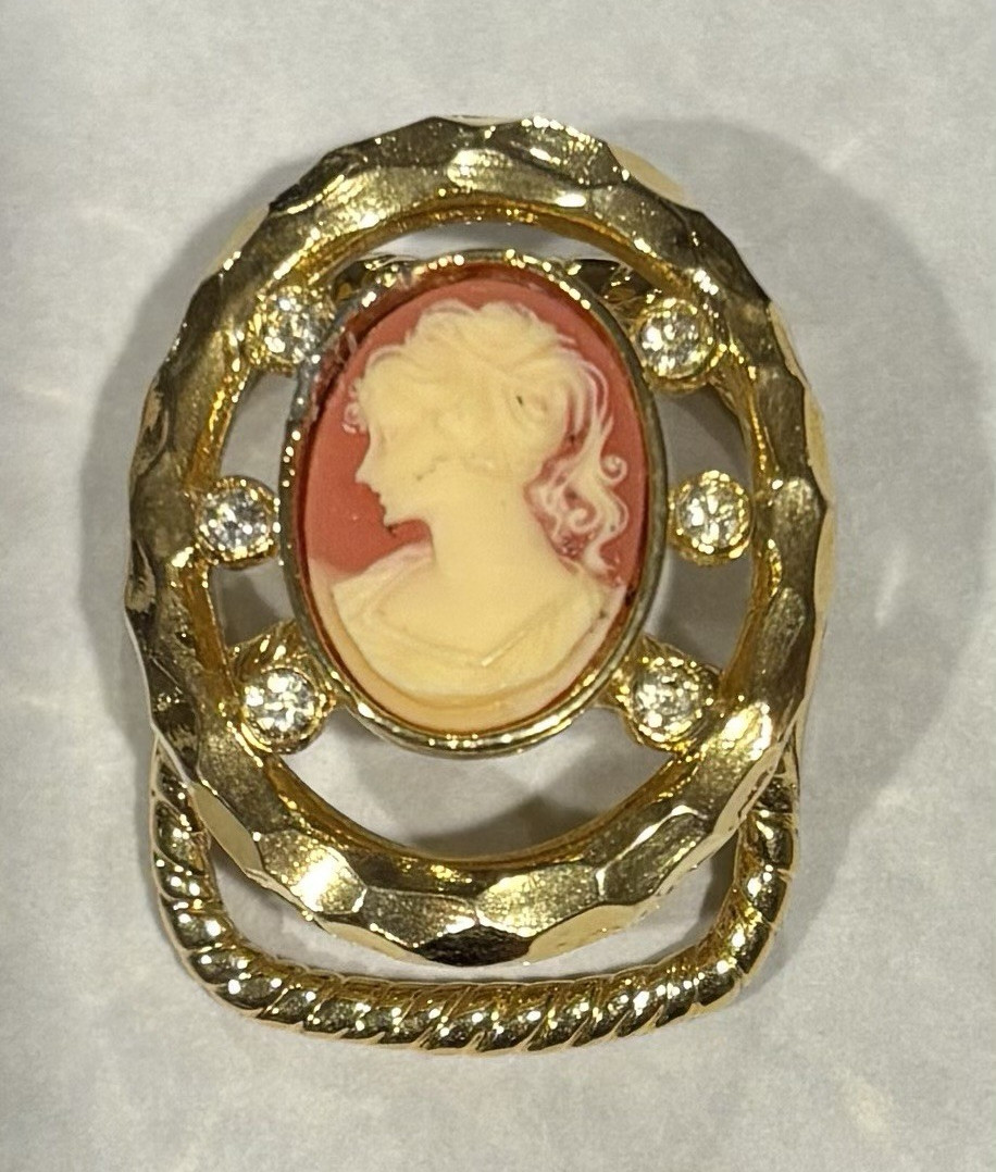 Vintage Gold Tone Oval Cameo Scarf holder/ slider, with 6 Rhinestones