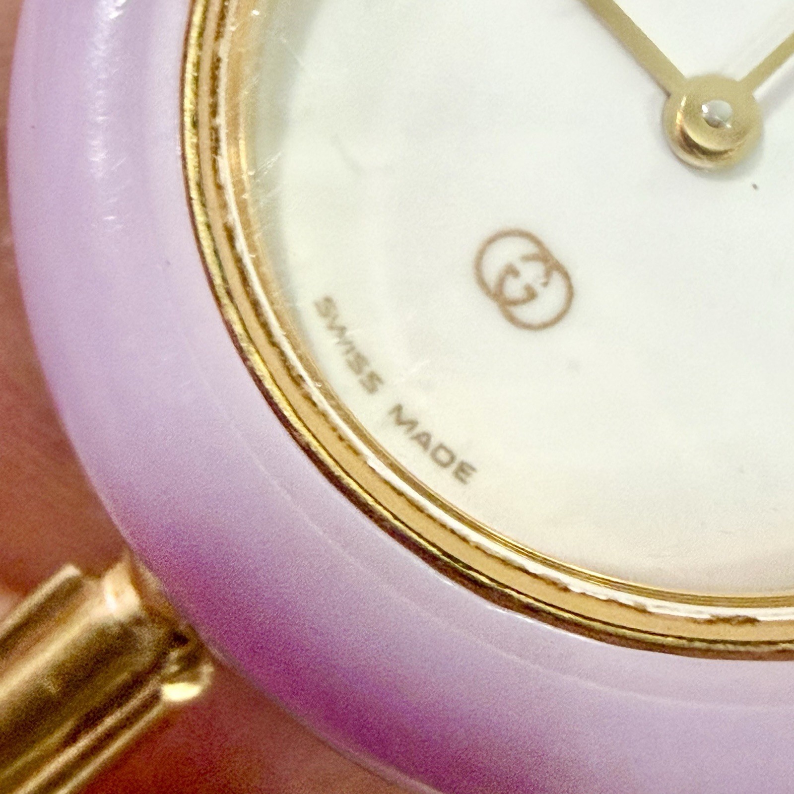 Gucci Change Bezel 1100 Gold 26mm Purple Bezel Quartz Women’s Watch RUNS!