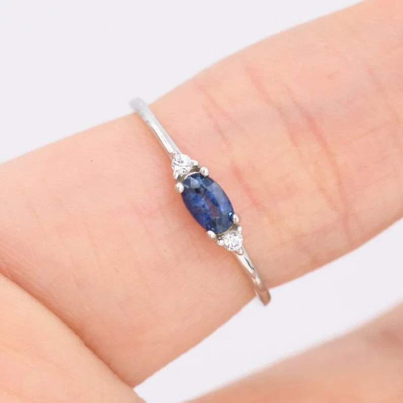 1.70Ct Oval Simulated Sapphire Women Engagement Band Ring 14k White Gold Plated